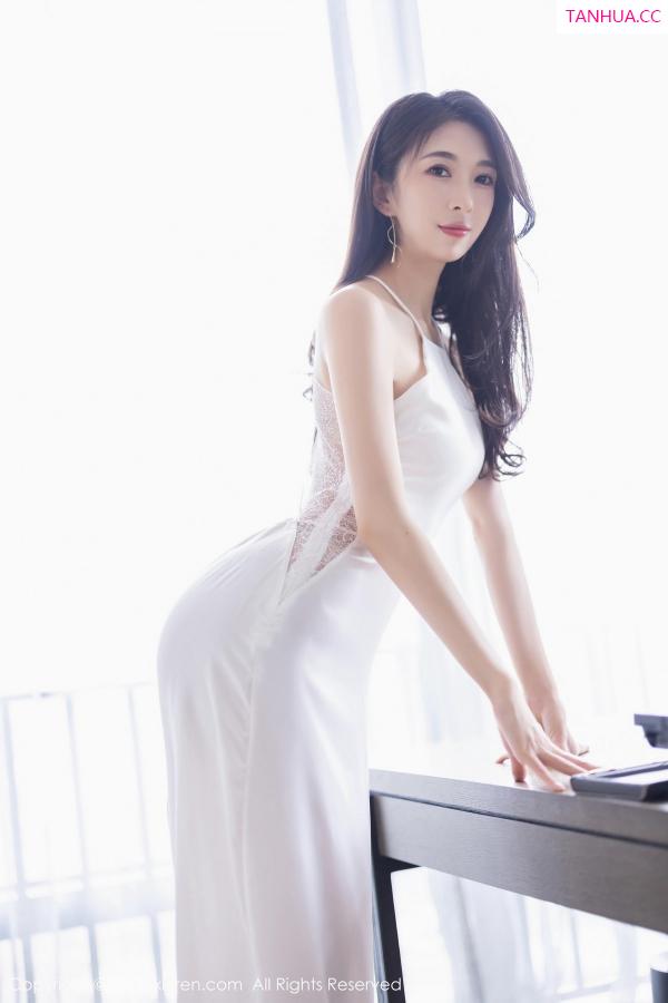 林乐一  [XiuRen]高清写真图 2023.05.29 No.6817 林乐一 丝袜美腿第7张图片
